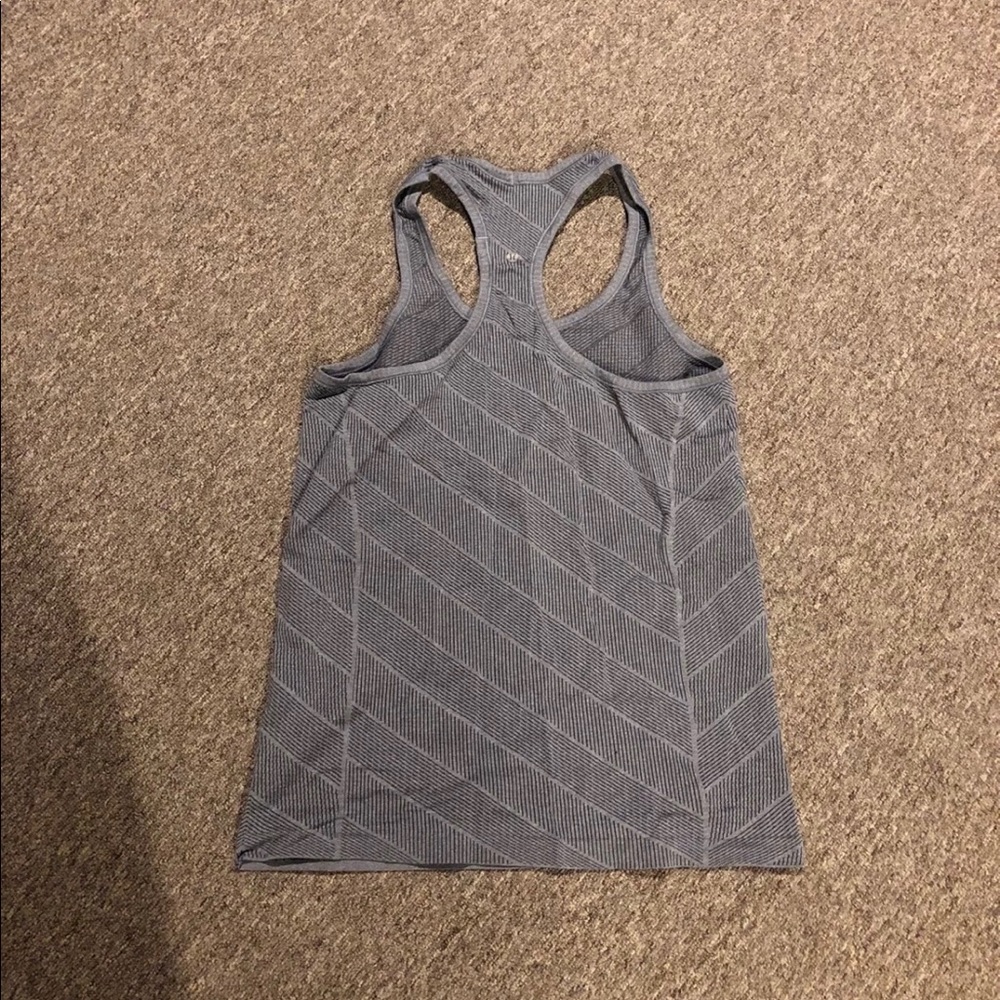 Lululemon 8